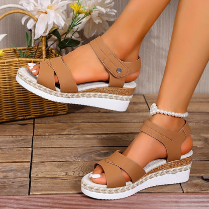 Sommersandalen mit Schnalle
