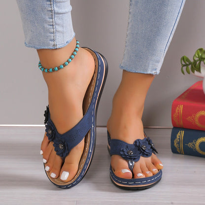 Flip-Flops mit drei Blumen